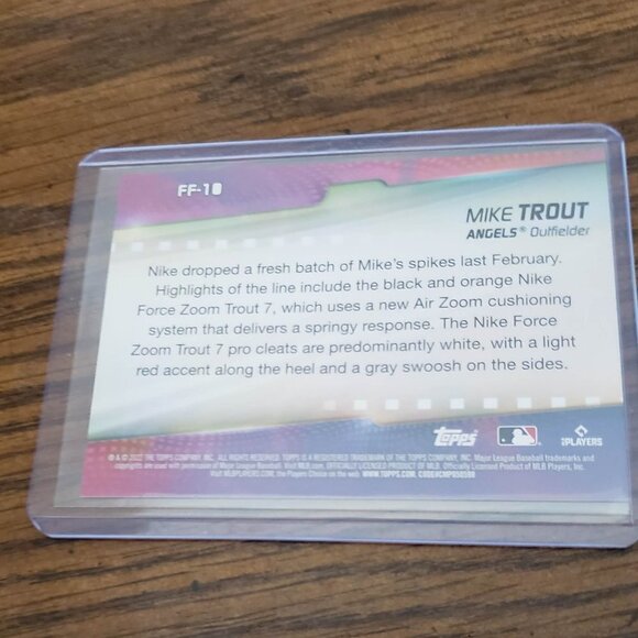 2022 Topps Series 1 Baseball Mike Trout Flashiest Feet Insert FF-10 Angels - Picture 3 of 3